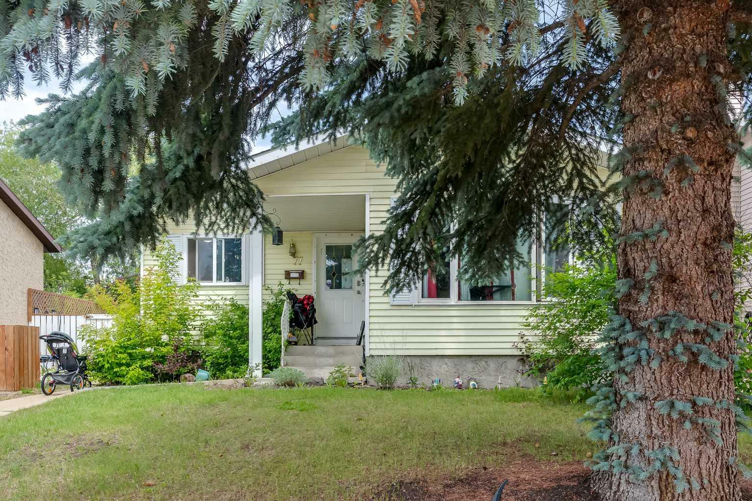 Property Photo: 77 Eastman Crescent AB T4R 1X4