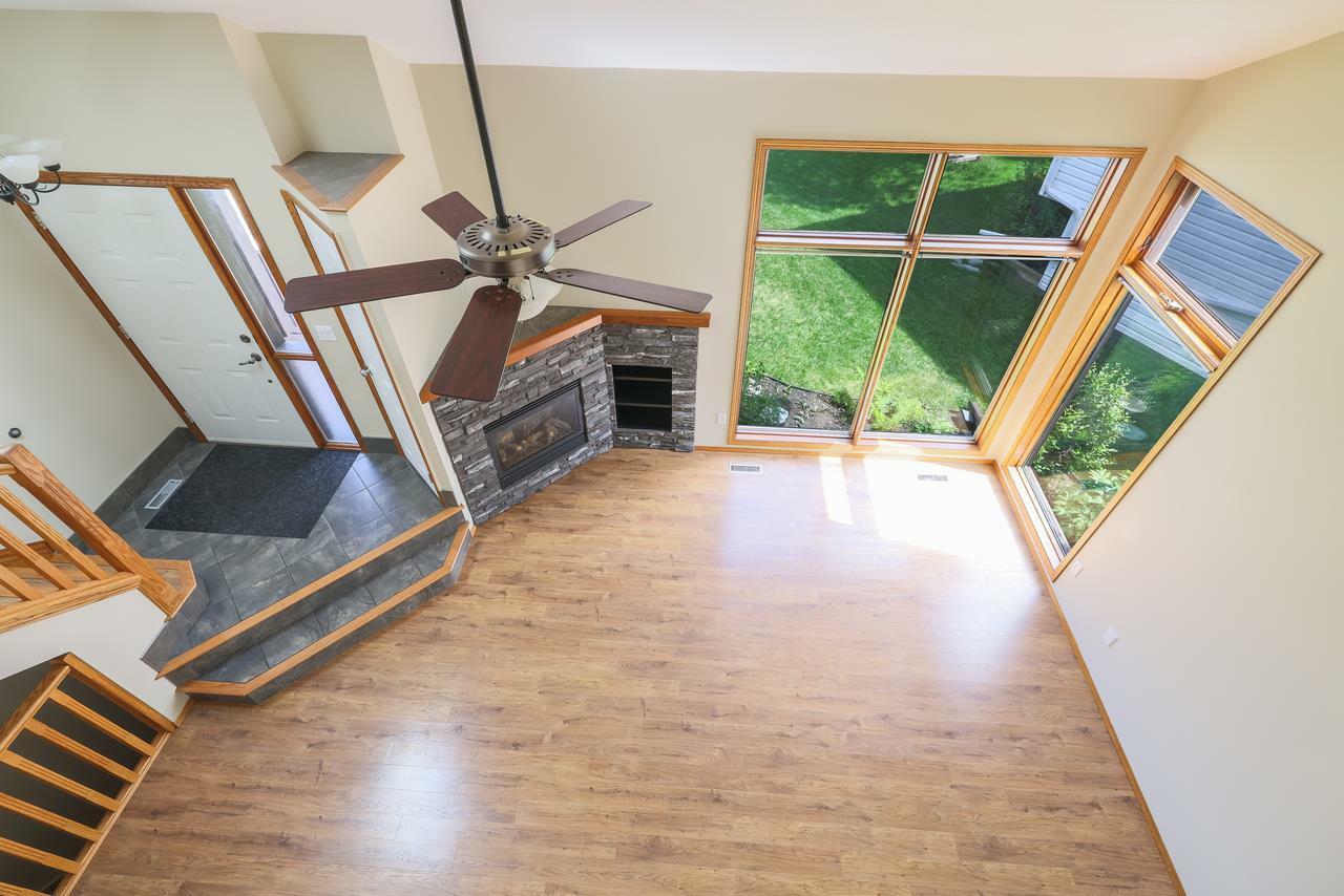 Property Photo: 122 10 Avenue NE AB T0M 1X0