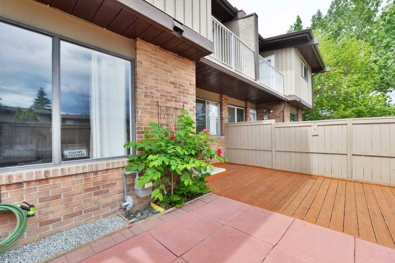 Property Photo: 1055 72 Avenue NW 109 AB T2K 5S4
