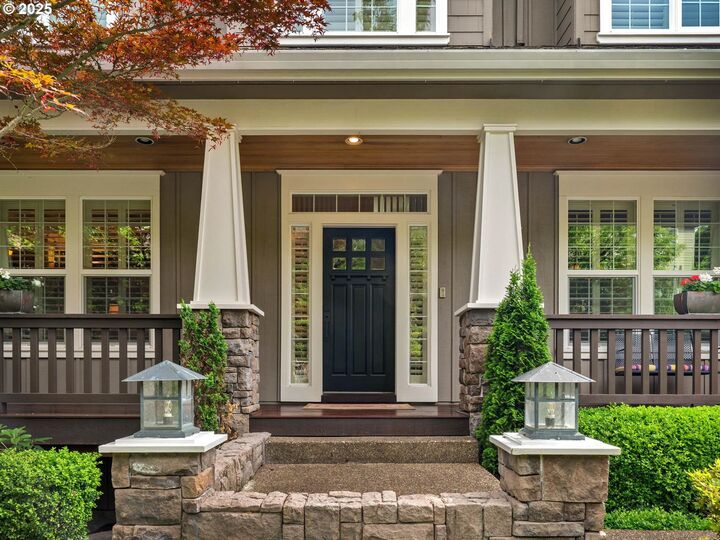 Property Photo:  1815 NW Rosefinch Ln  OR 97229 