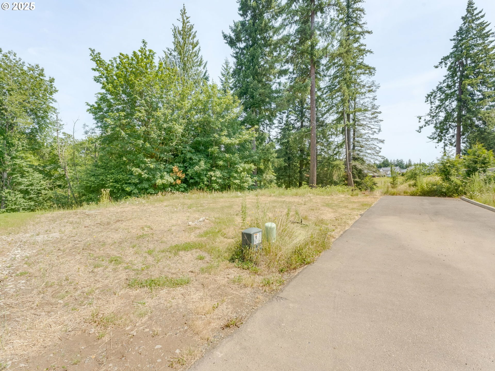 Property Photo:  15019 NW 10th Ct  WA 98685 
