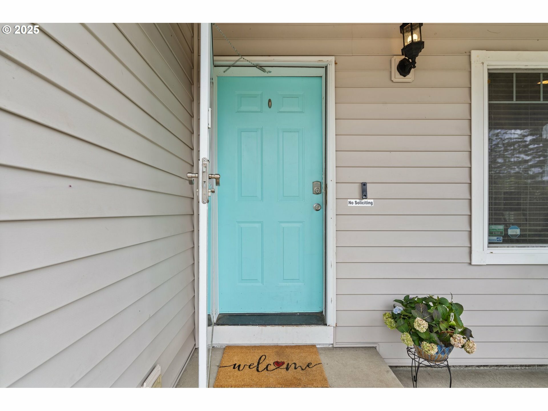 Property Photo: 2207 NE 107th St WA 98686