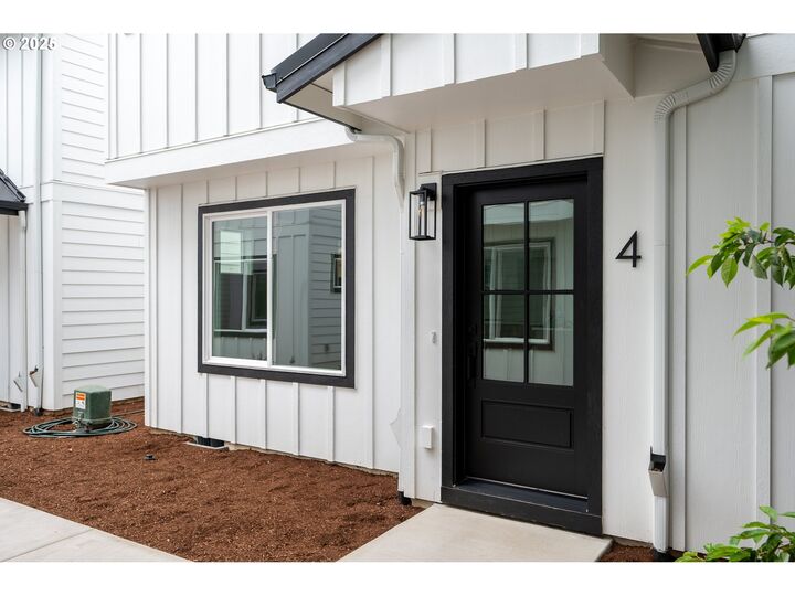 Property Photo:  4103 SE Olsen St 4  OR 97222 