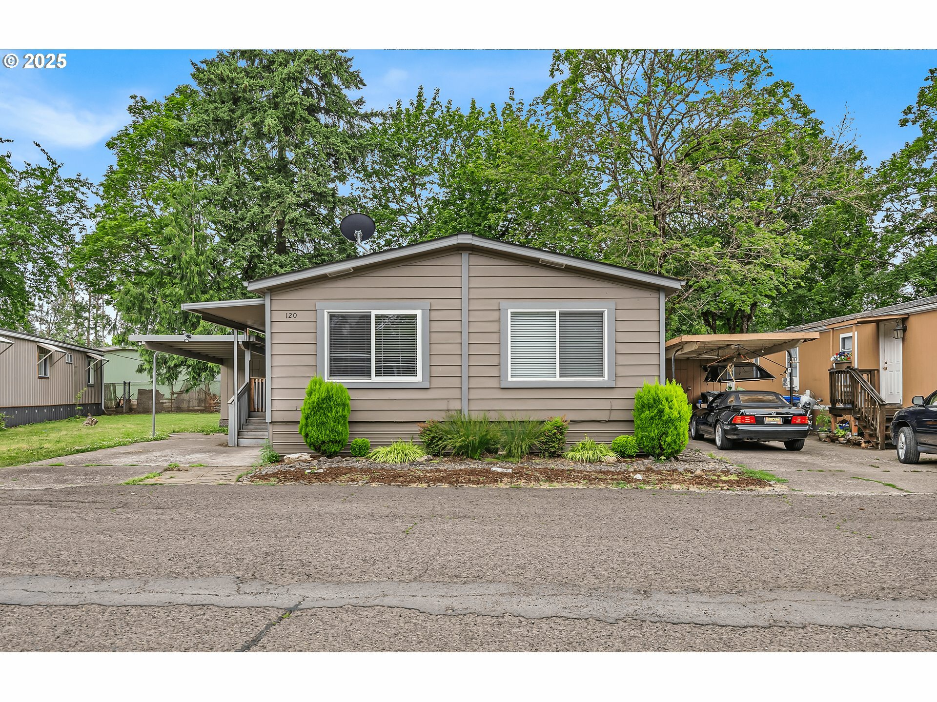 Property Photo: 15758 SE Highway 224 120 OR 97089