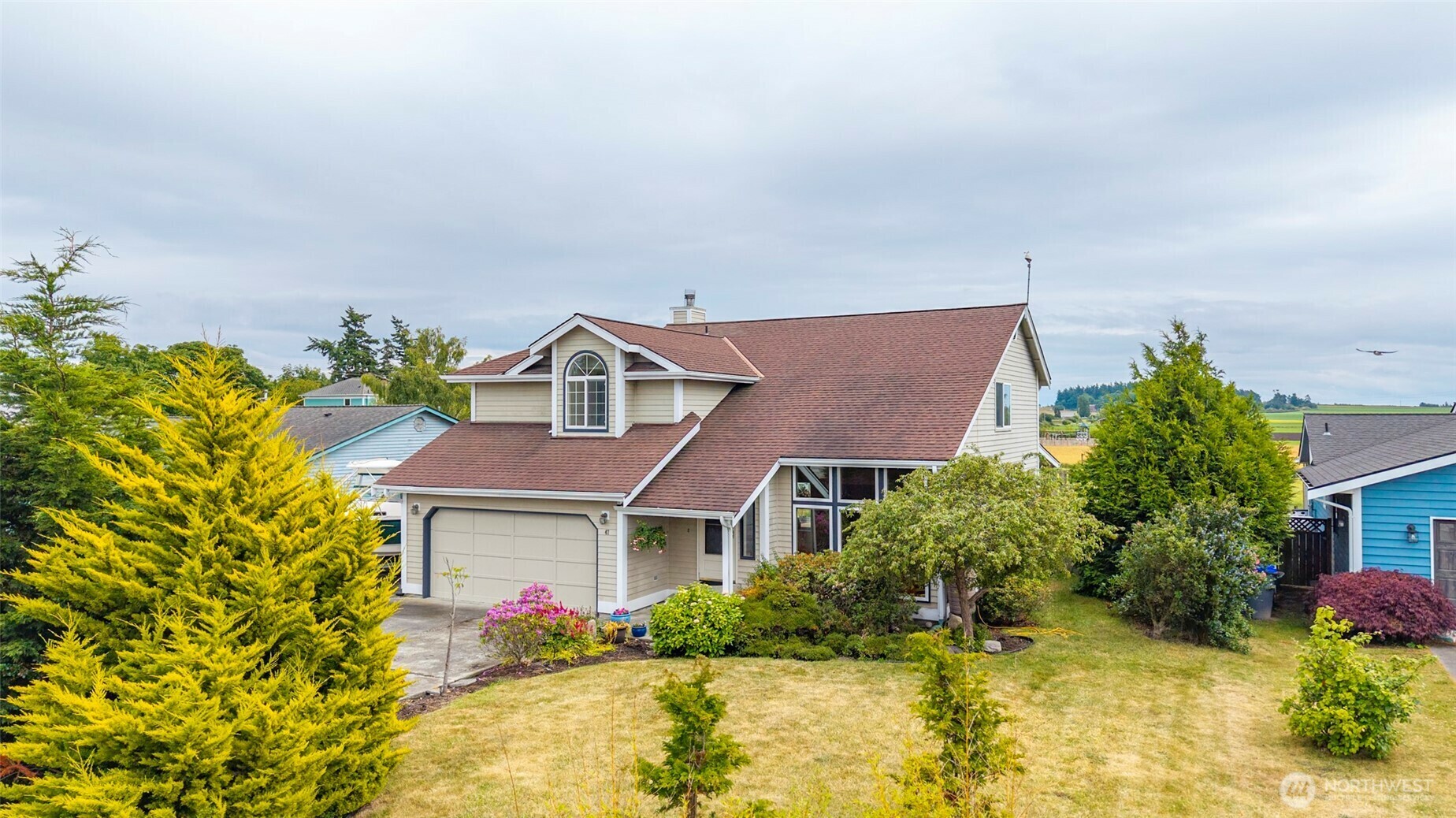 Property Photo: 47 SW Bainbridge Lane WA 98239