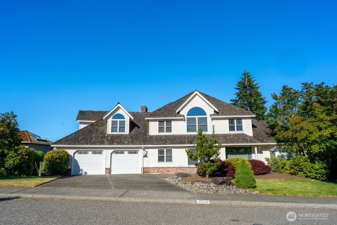 Property Photo: 4628 175th Avenue SE WA 98006