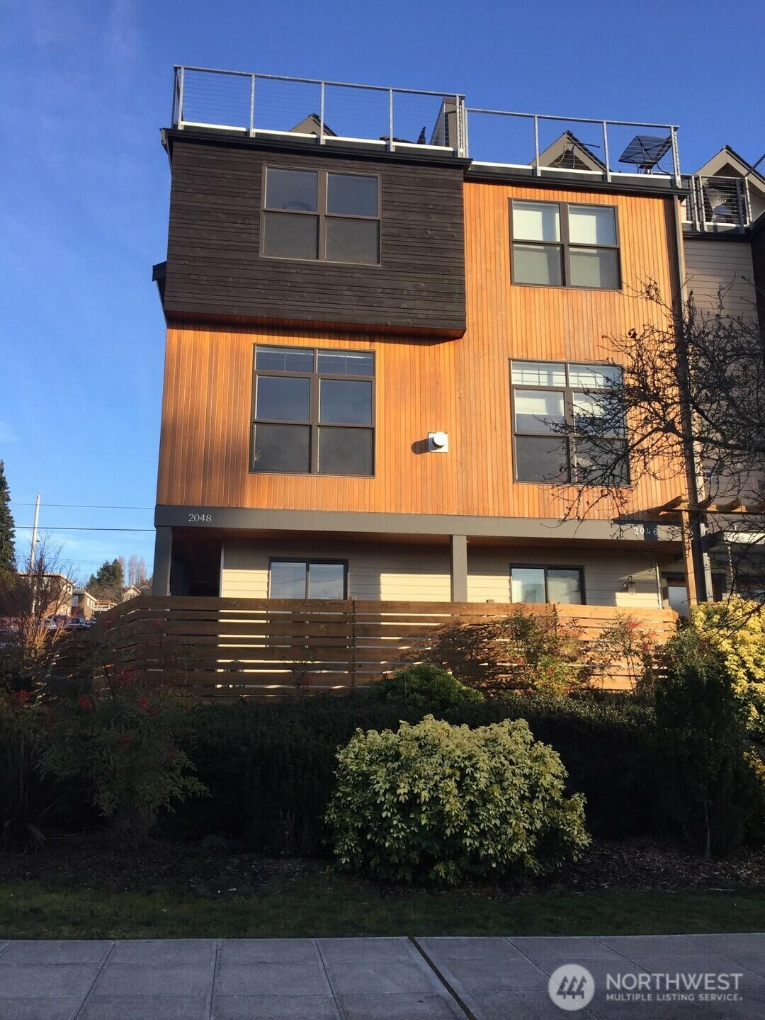 Property Photo: 2048 Minor Avenue E WA 98102