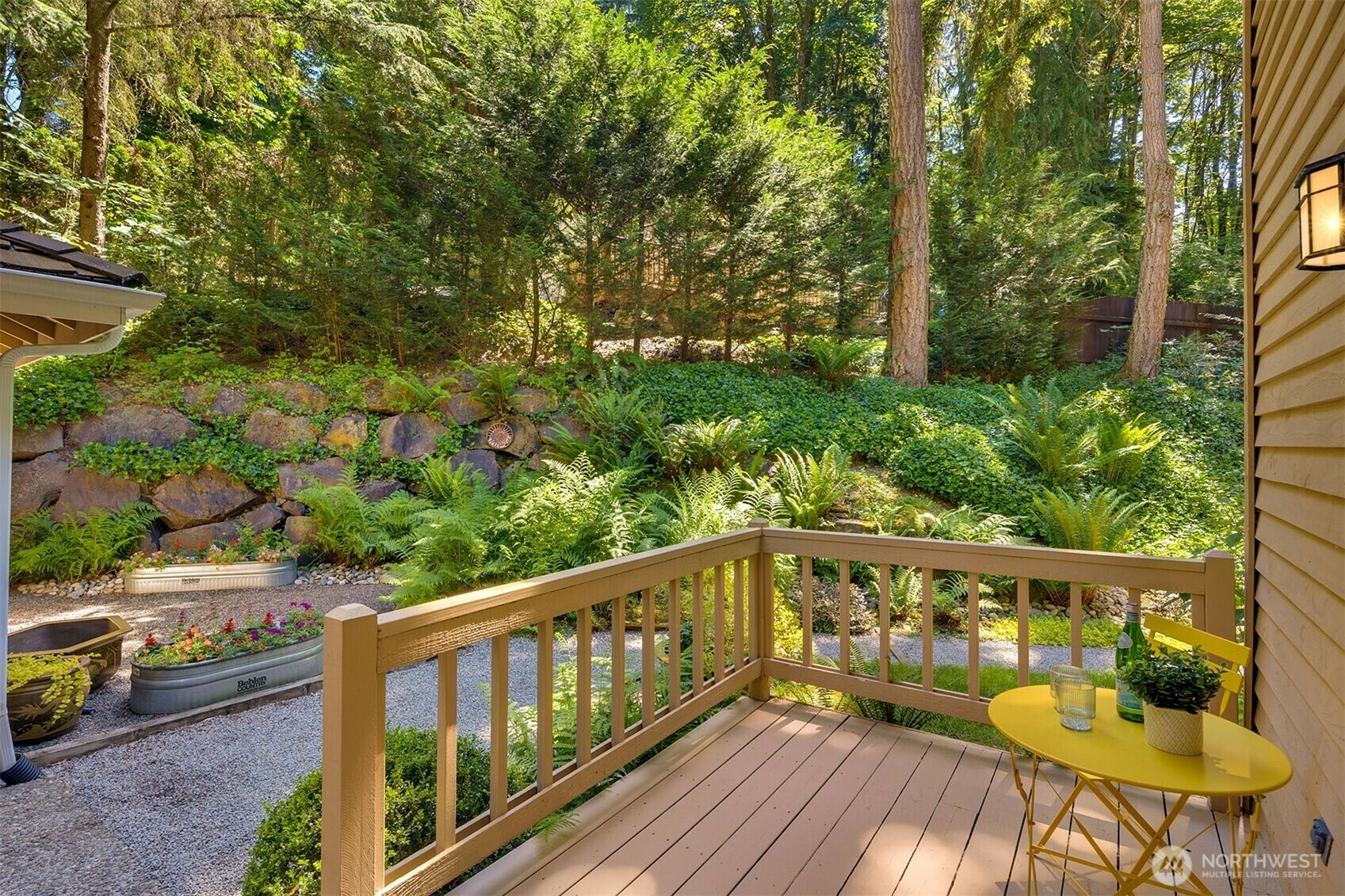 Property Photo:  4549  152nd Place SE  WA 98006 