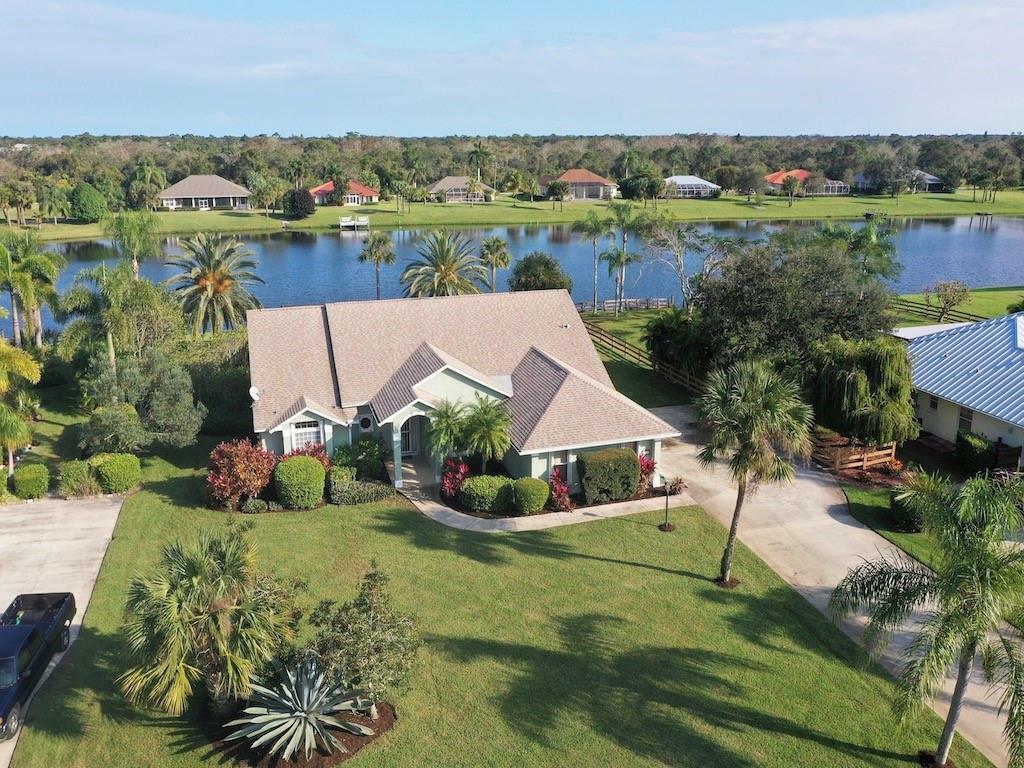 Property Photo: 1517 Eagles Circle FL 32958