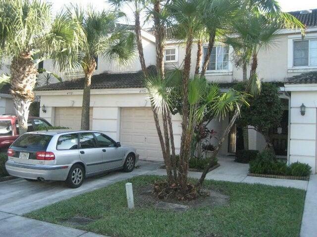 Property Photo: 4716 Palmbrooke Circle FL 33417