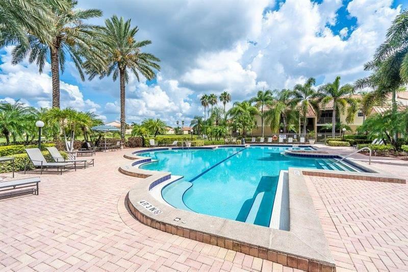 Property Photo: 1245 SW 46th Avenue 1215 FL 33069