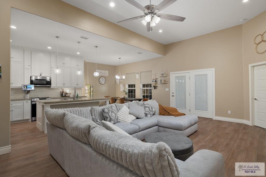Property Photo: 16620 W Duff Court TX 78552