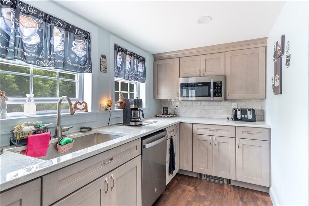 Property Photo:  52 Planet Avenue  RI 02915 