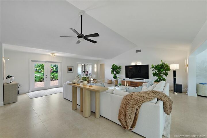 Property Photo:  1463 SW Troon Circle  FL 34990 