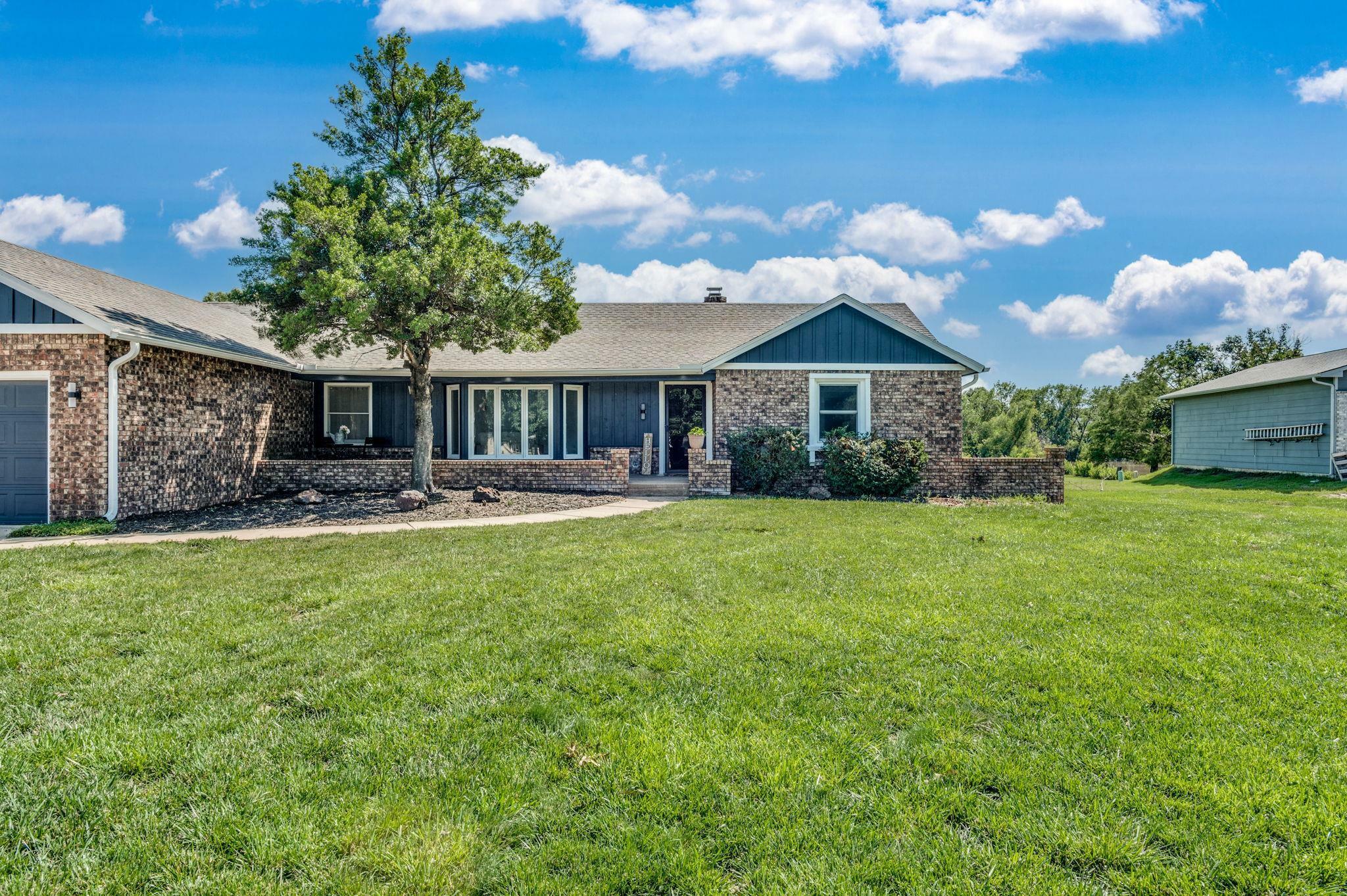Property Photo: 449 N Wheatland Pl KS 67235