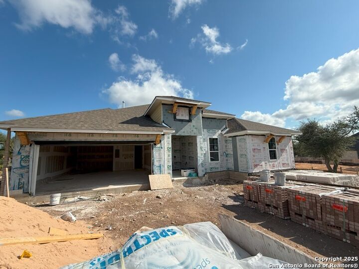 Property Photo:  117 Bigtooth Maple Ln  TX 78666 