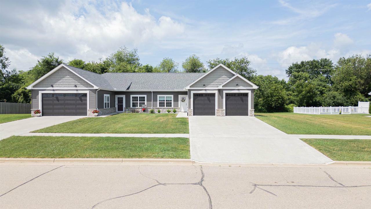 Property Photo:  3184 South Bartells Drive  WI 53511 