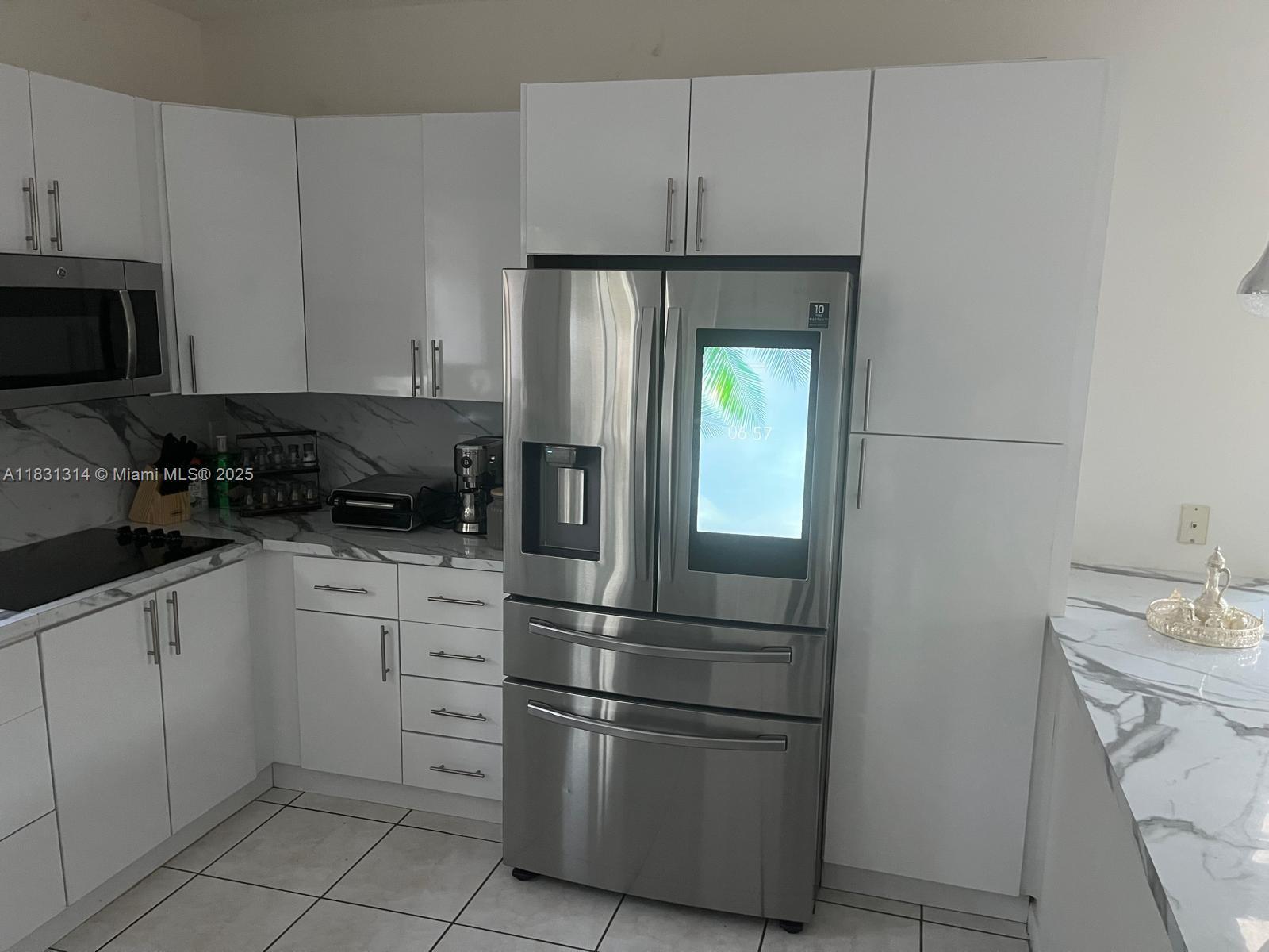 Property Photo: 15271 NW 6th Ct FL 33028