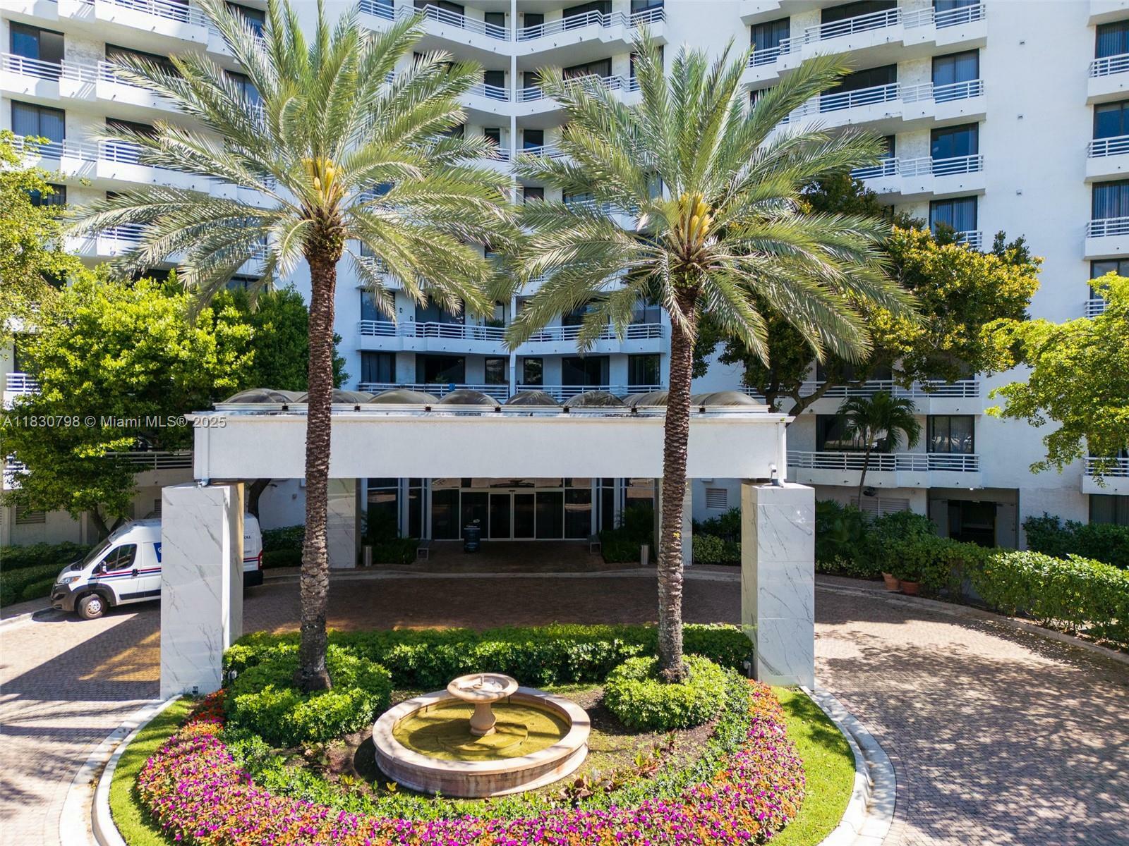 Property Photo: 3300 NE 192nd St 1908 FL 33180