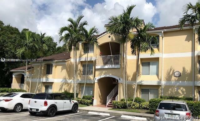 Property Photo: 2331 NW 33rd St 310 FL 33309