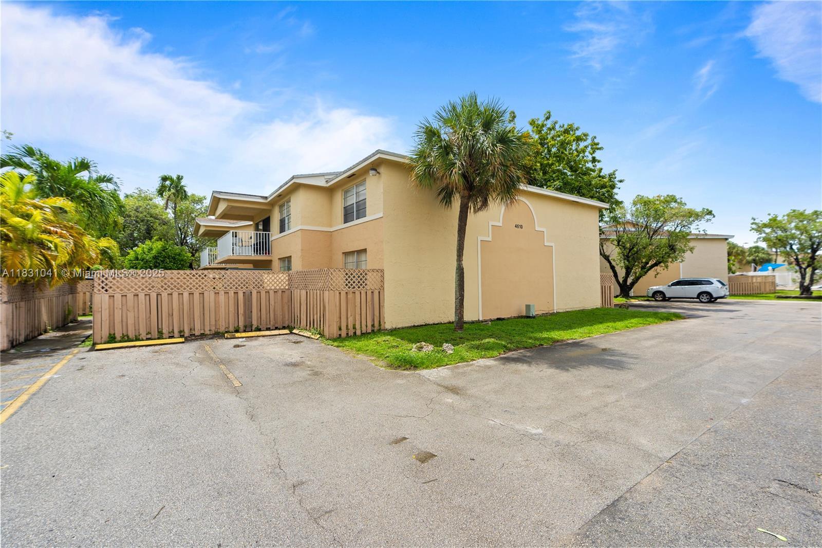 Property Photo: 4610 NW 79th Ave 2B FL 33166