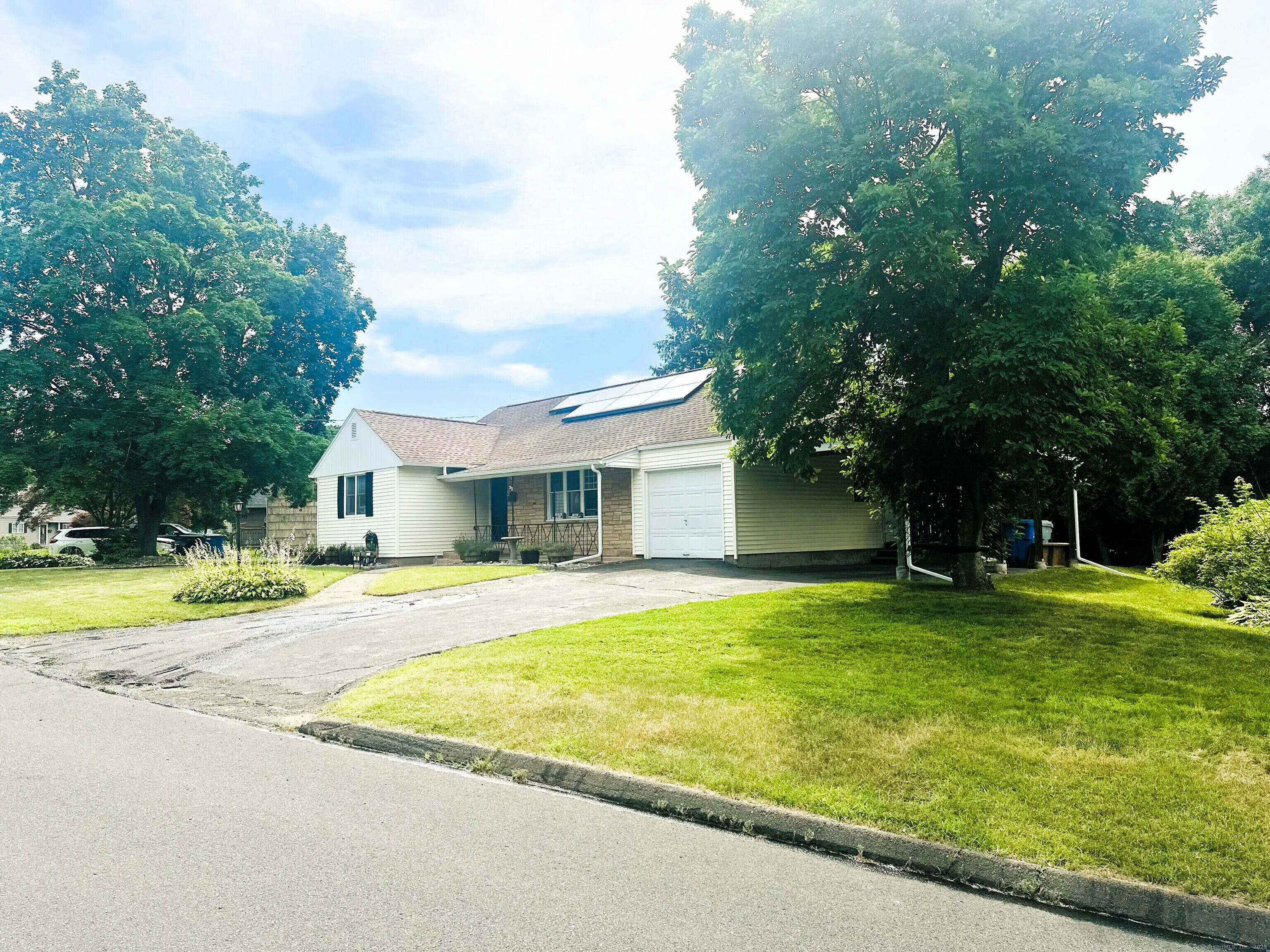 Property Photo: 78 French Street CT 06010