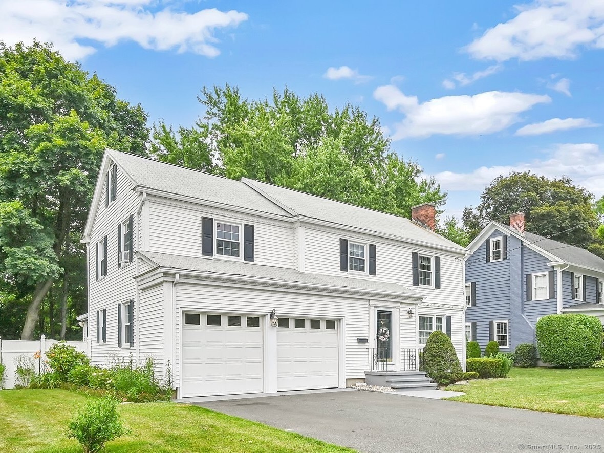 Property Photo: 13 Frew Terrace CT 06082