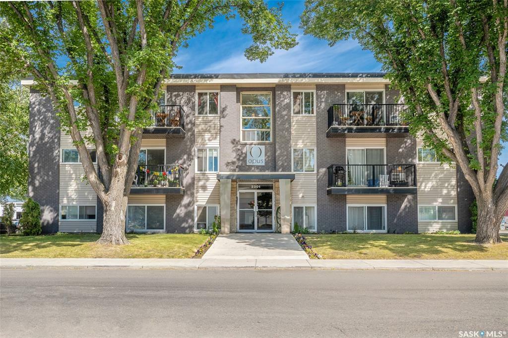 2301 7th Street E 1  Saskatoon SK S7H 1A2 photo
