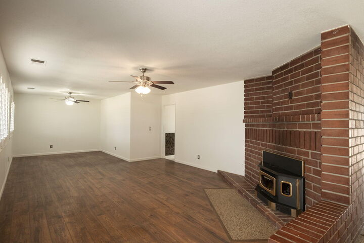 Property Photo: 35580 John Albert Drive CA 93636
