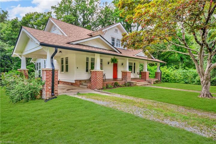 Property Photo: 4798 N Cherry Street NC 27105