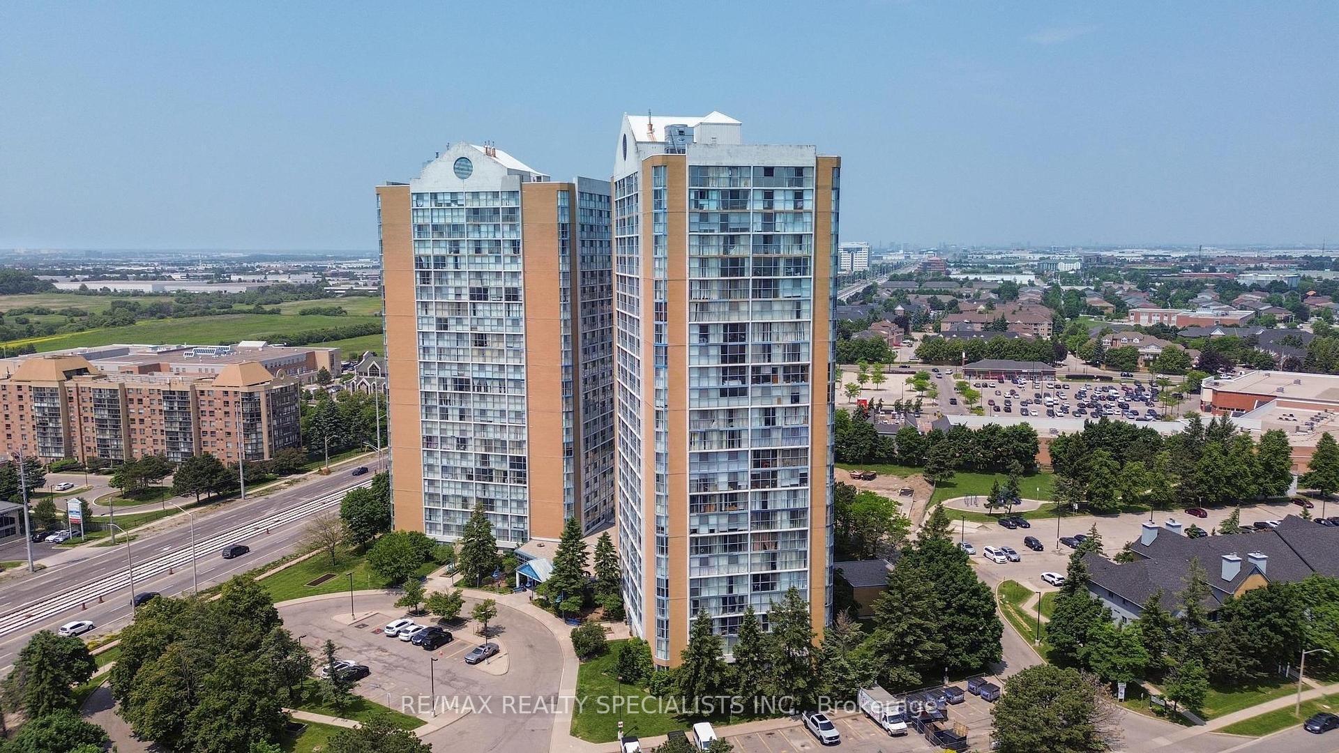 Property Photo: 35 Trailwood Drive 113 ON L4Z 3L6