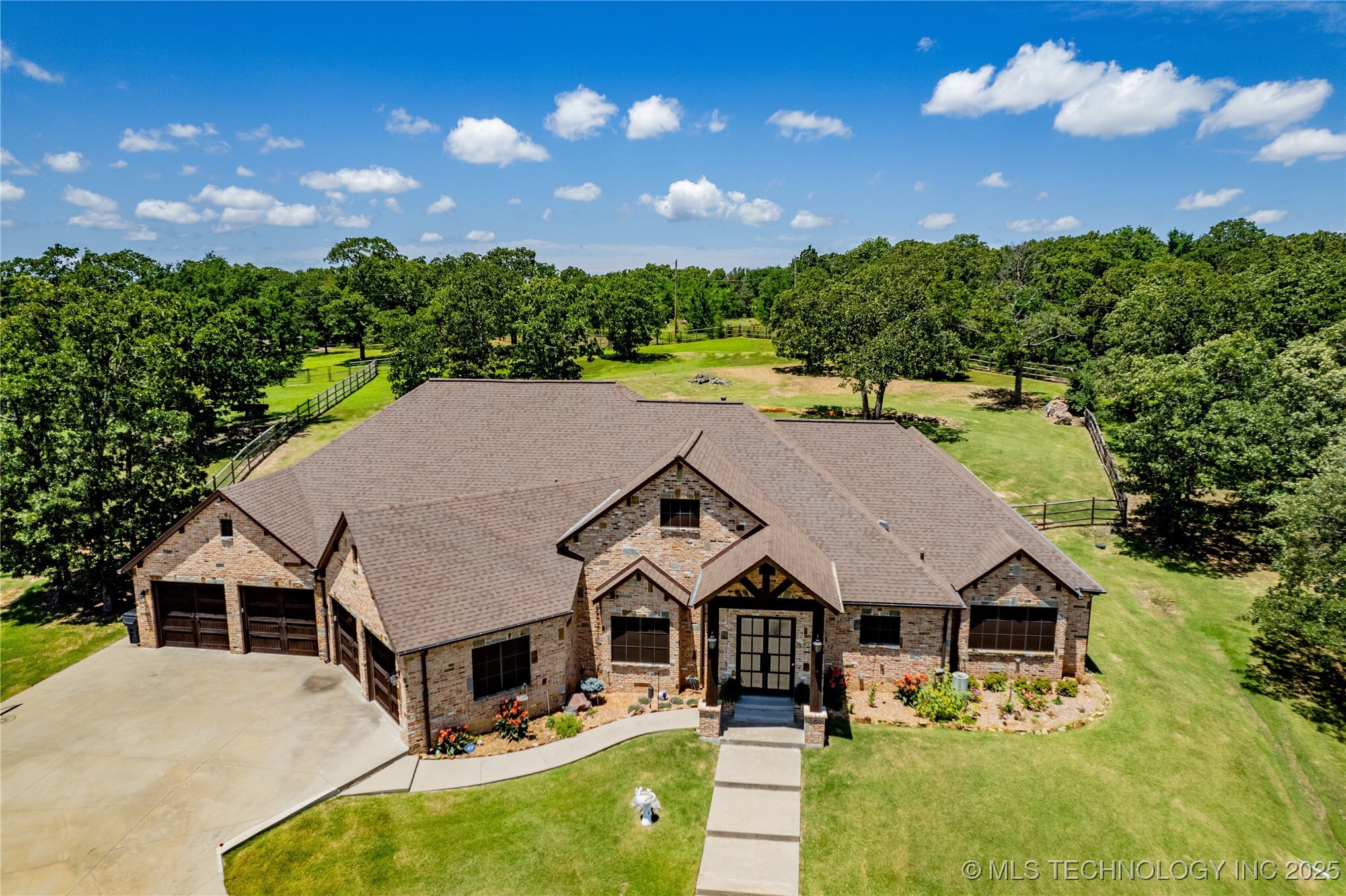 Property Photo: 13380 S Garrett Street OK 74066
