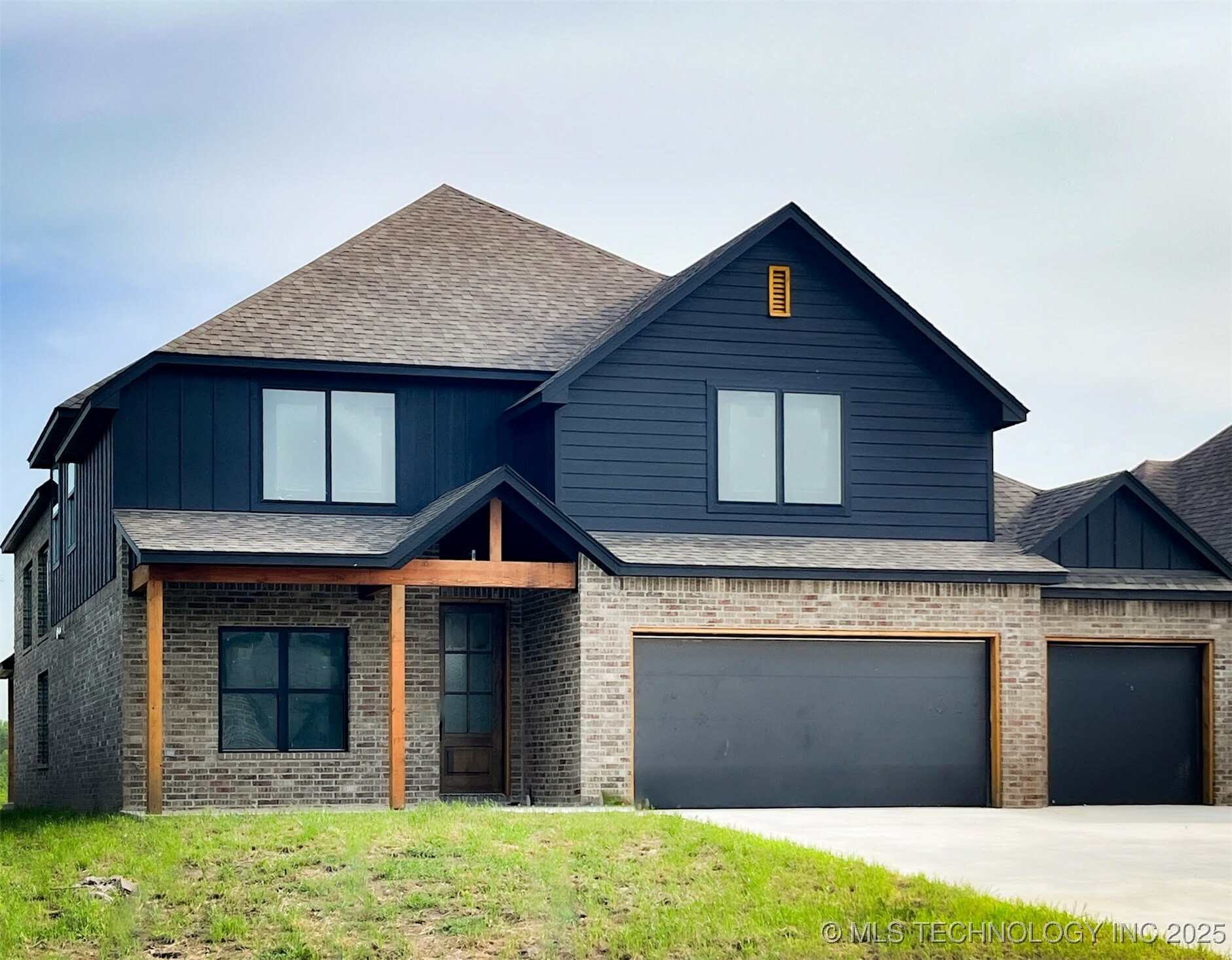 2402 E Northampton Street  Broken Arrow OK 74014 photo