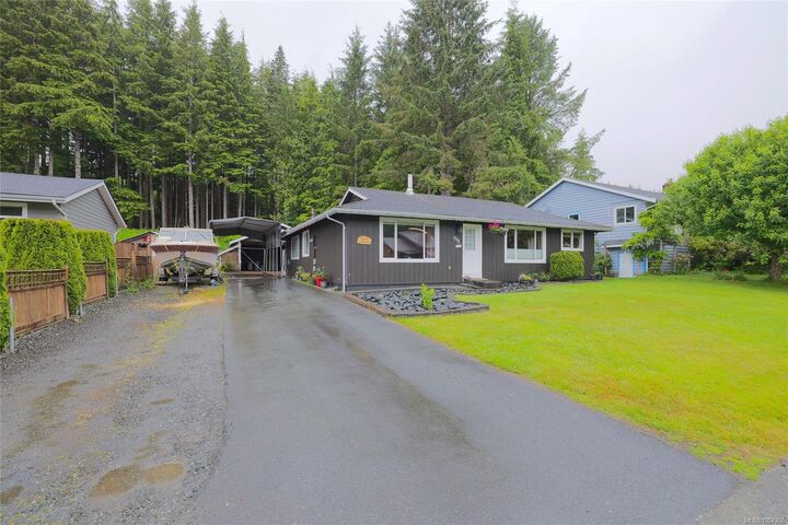 Property Photo: 9395 Elk Dr BC V0N 2P0