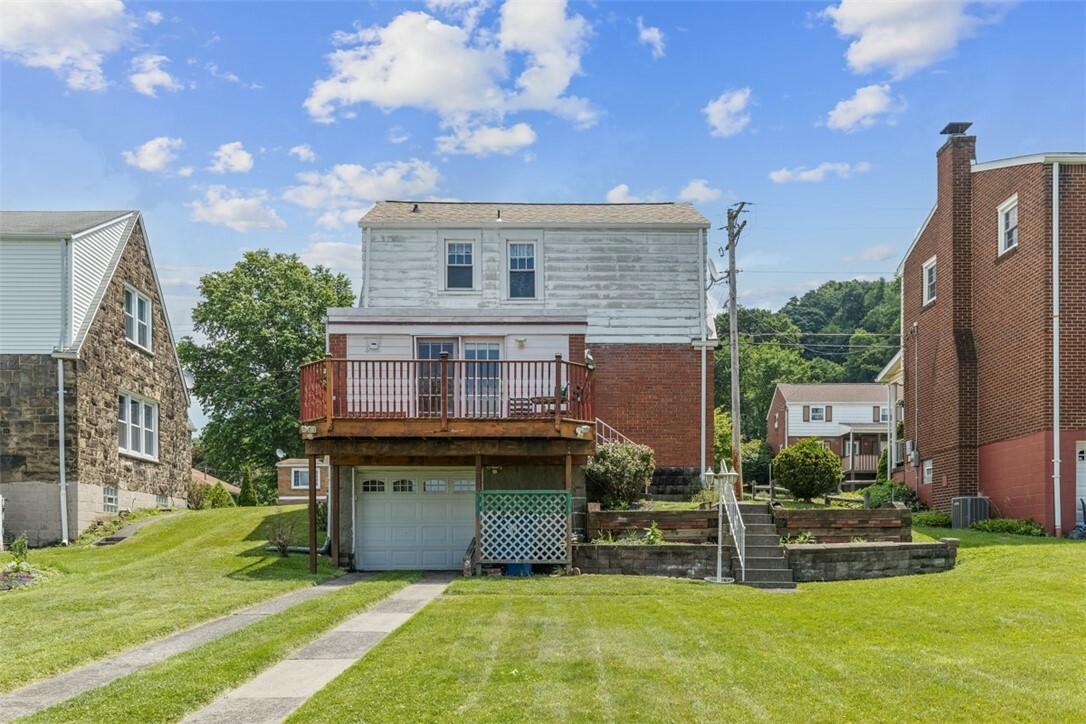Property Photo: 718 5th St PA 15147