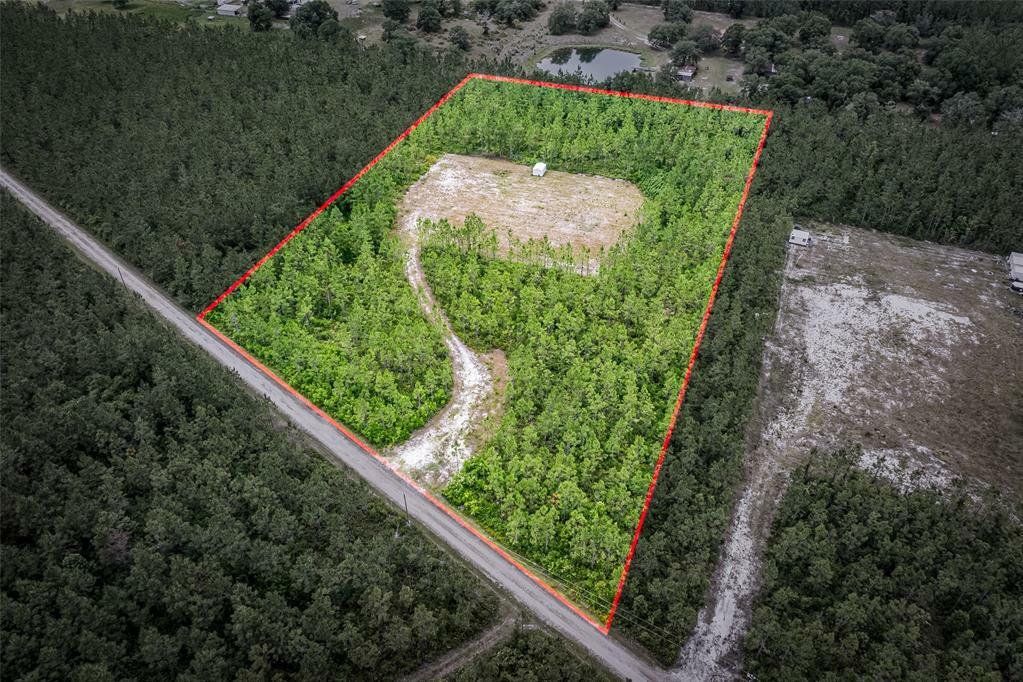 Property Photo: 4370 Runaway Cove Road FL 32046