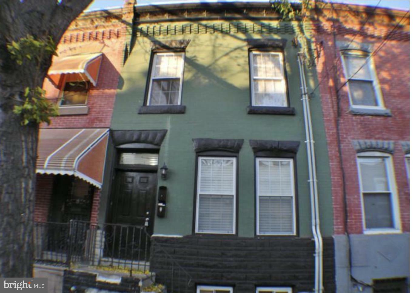 Property Photo:  2225 Reed St #2  PA 19146 