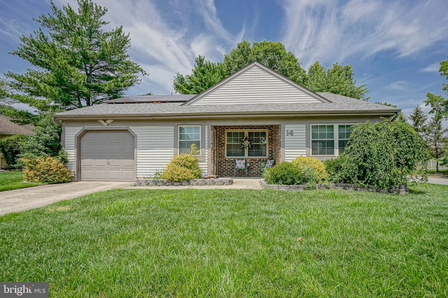 Property Photo: 14 Marigold Court NJ 08054