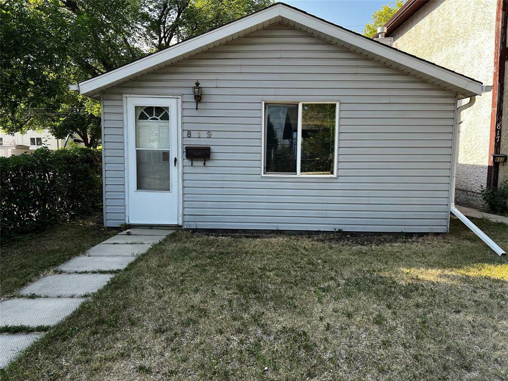 Photo de la propriété:  819 Ebby Avenue  MB R3M 2H2 