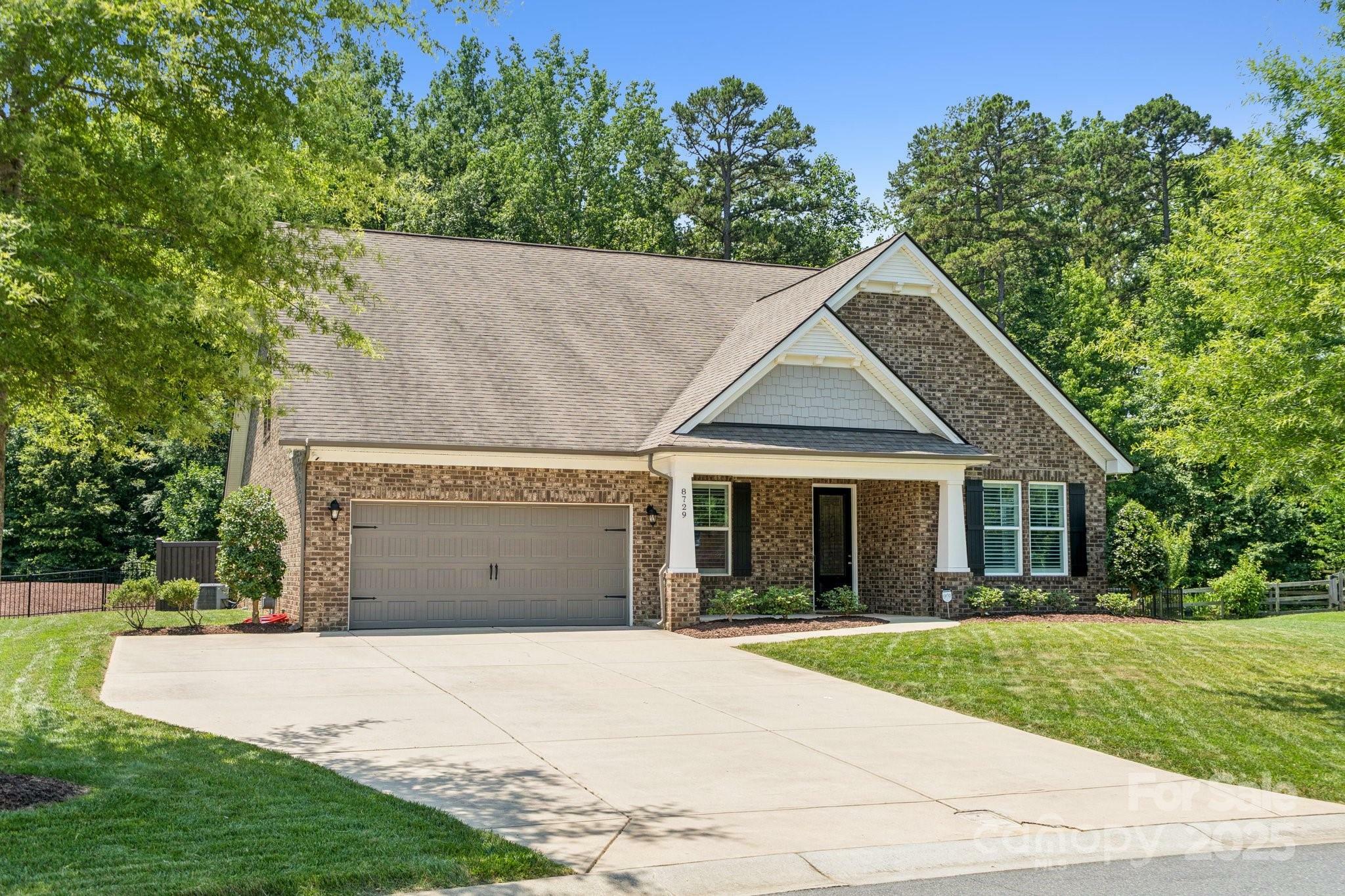 Property Photo:  8729 Mullis Forest Court  NC 28227 