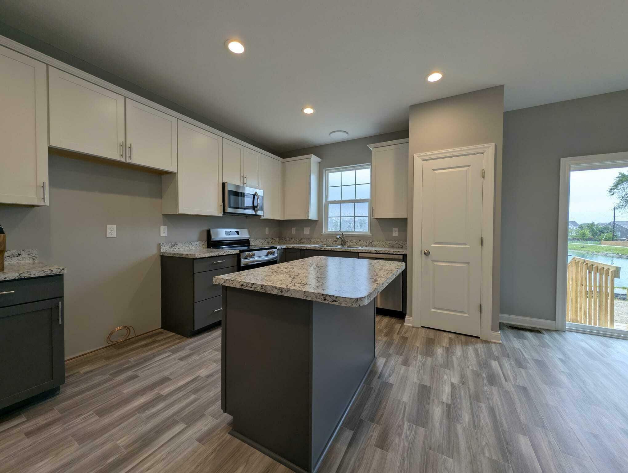 Property Photo: 4900 Citation Court OH 43123