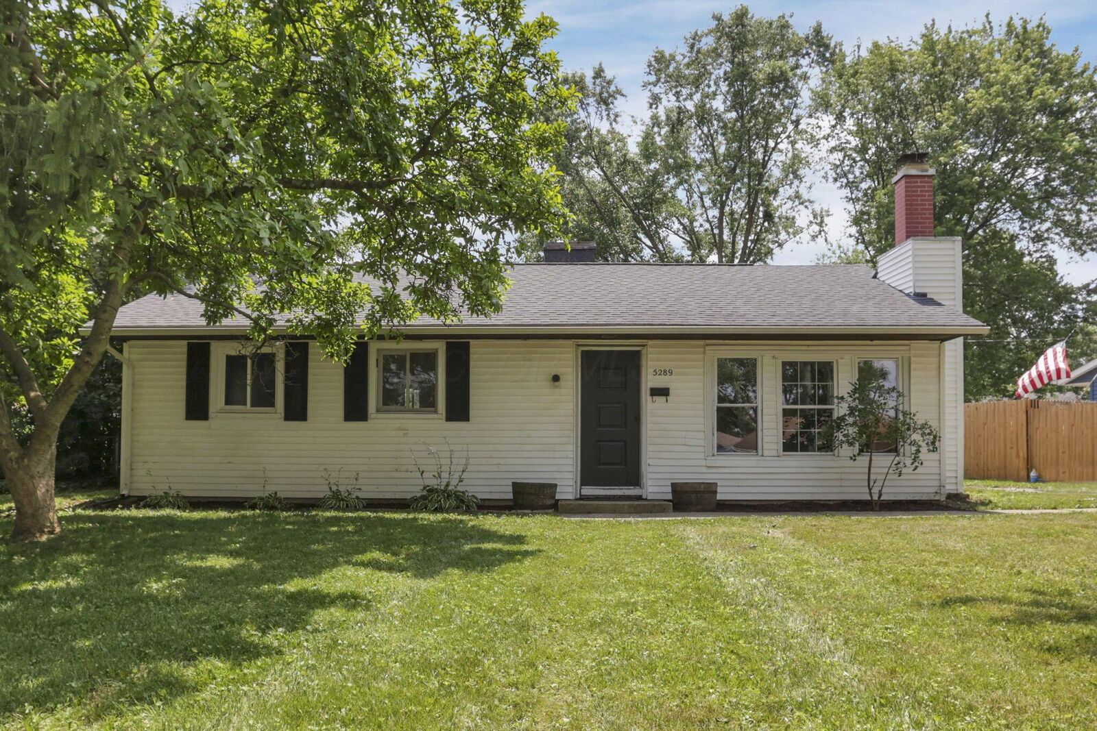 Property Photo:  5289 Crescent Drive  OH 43026 