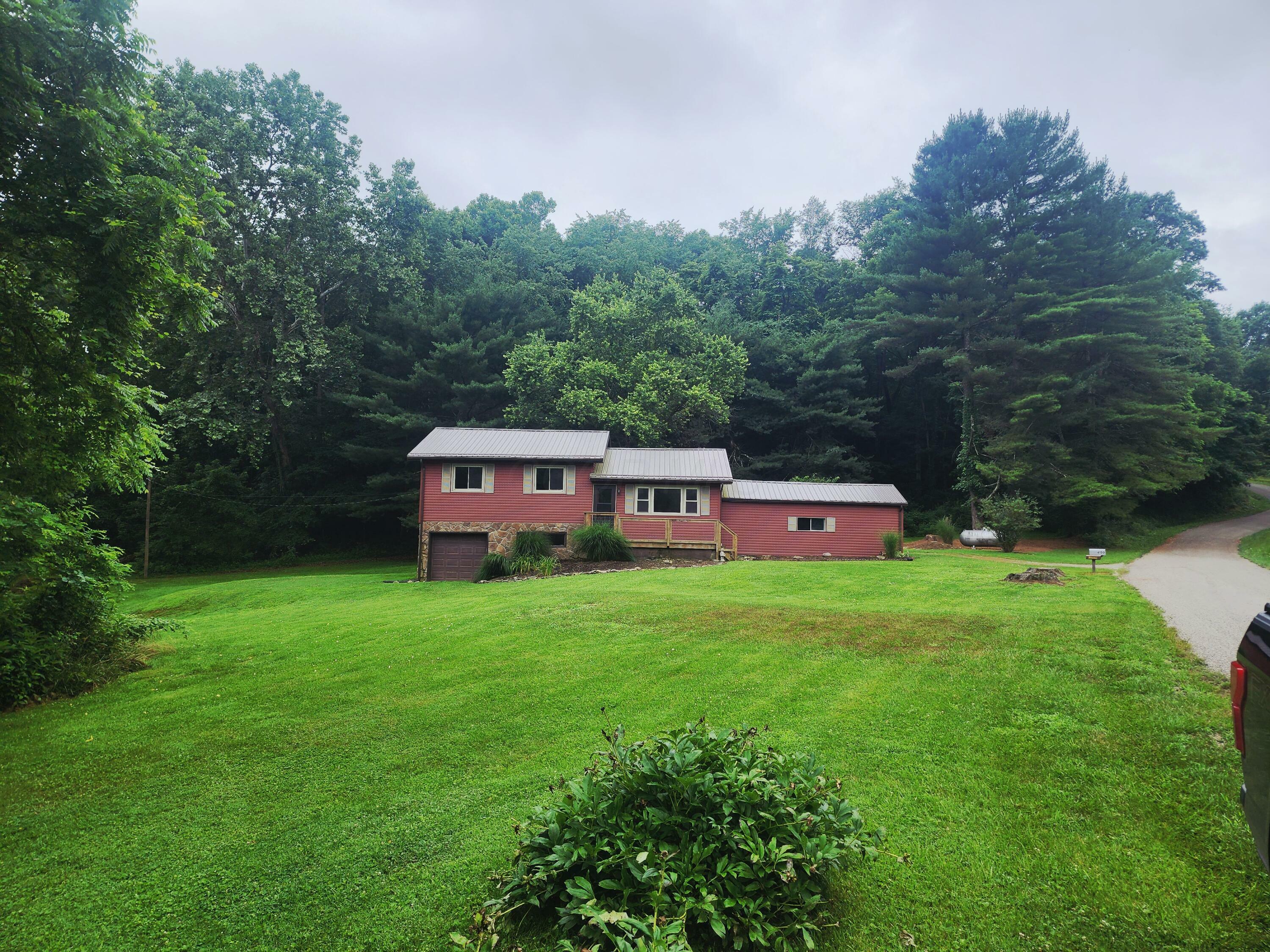 Property Photo:  6150 Park Lane  OH 43701 