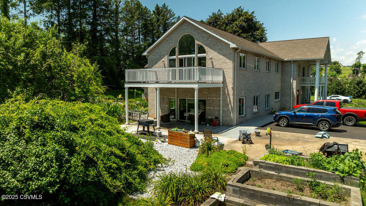 Property Photo:  6811 Keefers Lane  PA 17815 