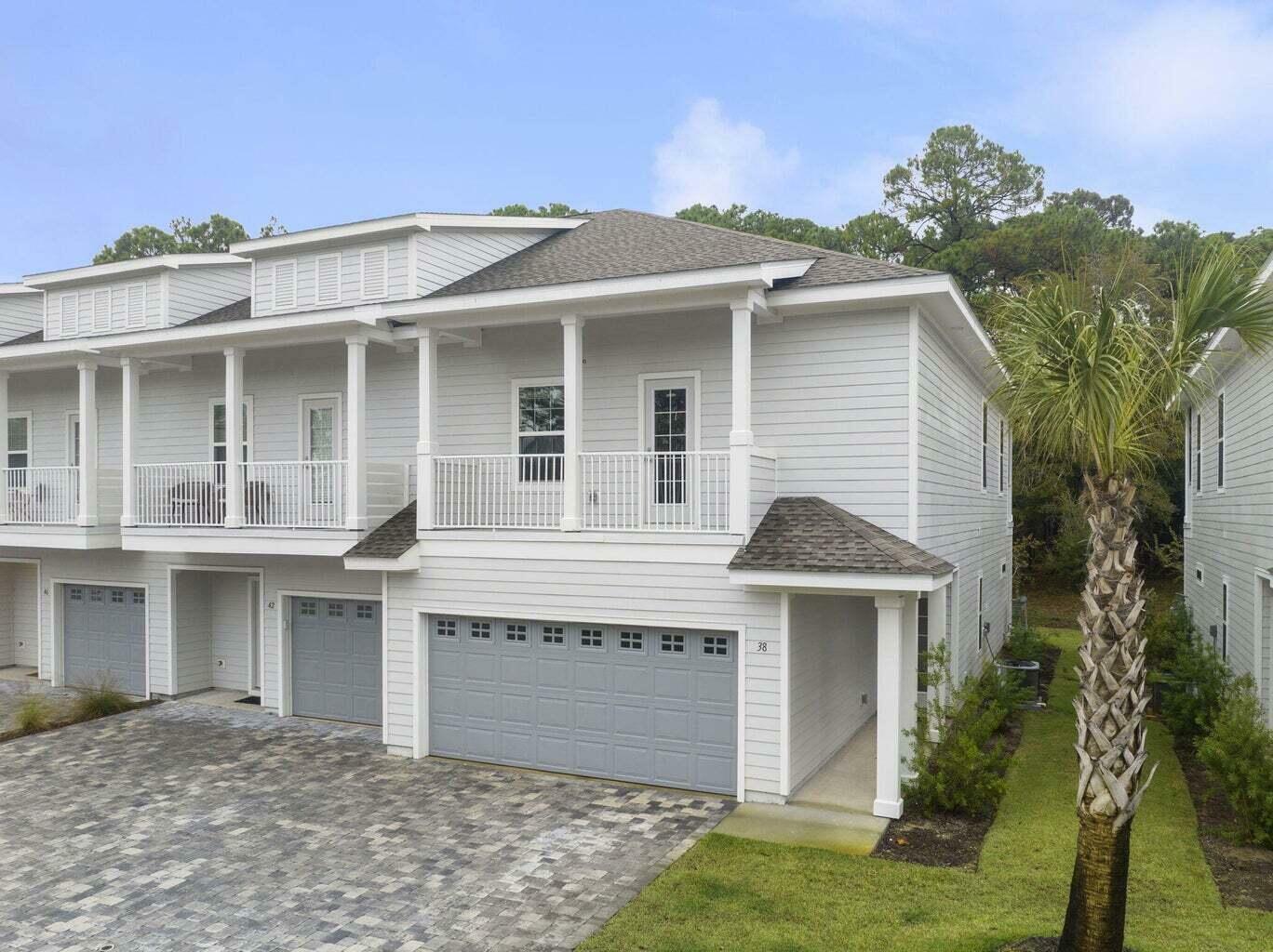 Property Photo: 54 Kara Lake Drive FL 32459