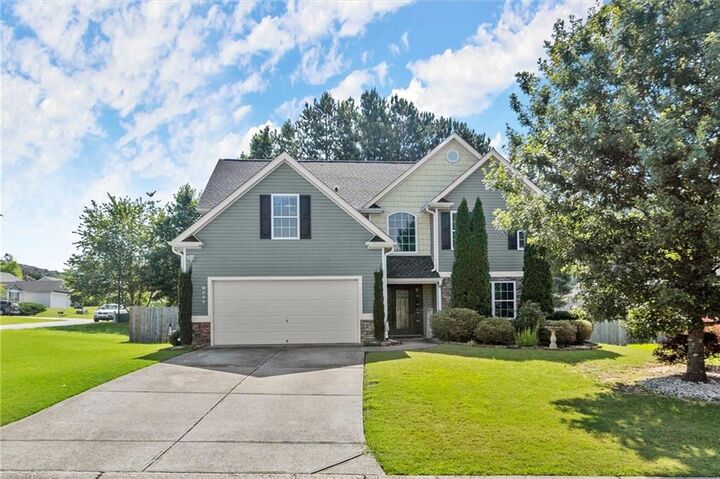 Property Photo:  1900 Sandalwood Court  GA 30680 
