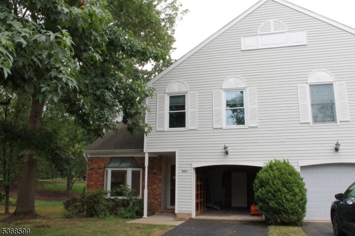 861 Princeton Ct  Branchburg Twp. NJ 08853 photo