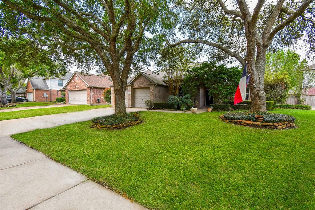 Property Photo:  1234 Deerbrook Drive  TX 77479 