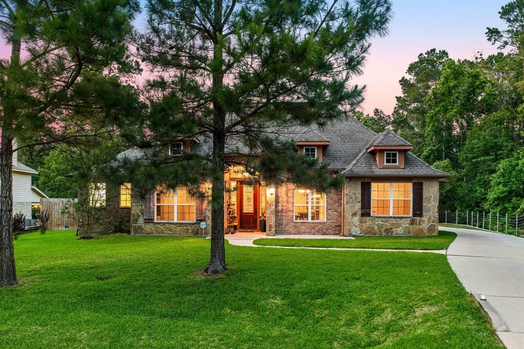Property Photo:  42 Brookefield Circle  TX 77355 