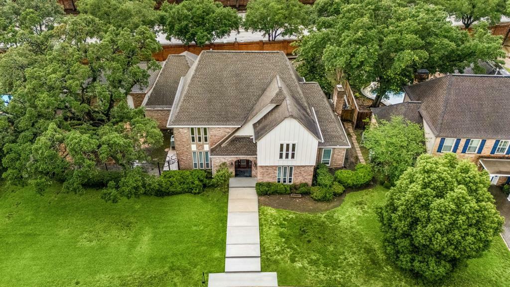 Property Photo:  15726 Walkwood Drive  TX 77079 